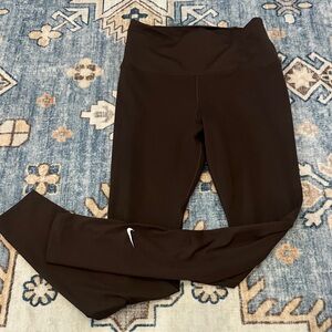 Nike dry fit performance leggings